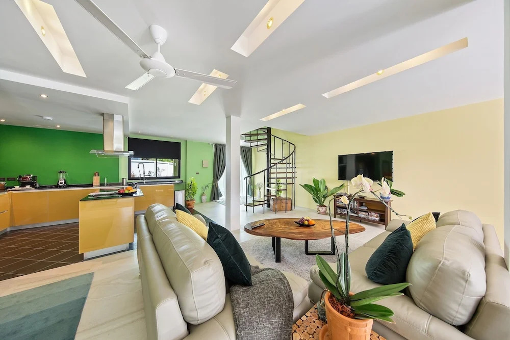 Superb Family Hide-away Four Bedroom Garden Villa With Family Pool