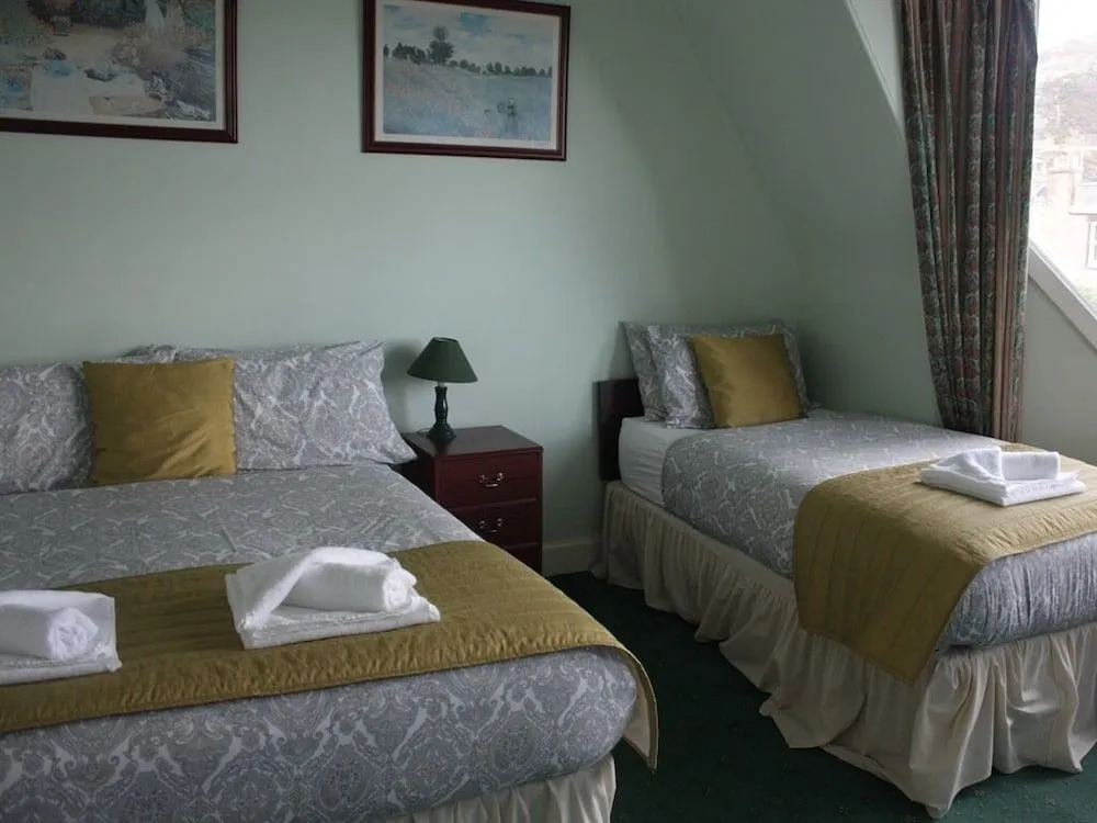 Airdenair Guest House