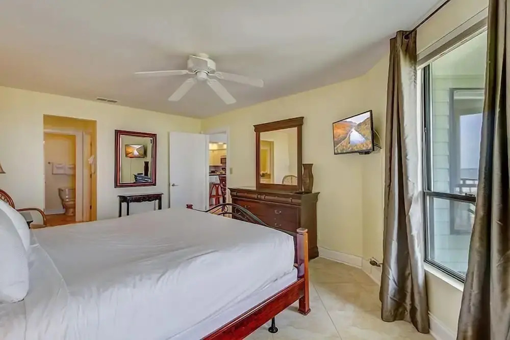 Summerhouse 305 by Wild Dunes, Oceanfront
