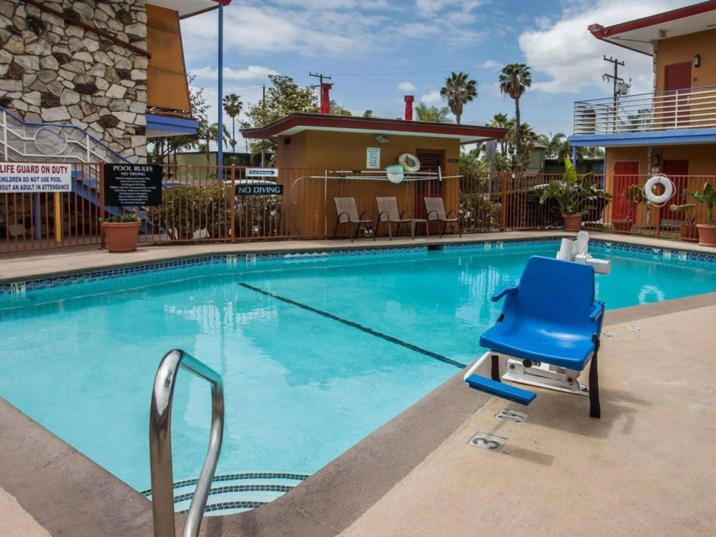 Quality Inn & Suites Anaheim at the Park