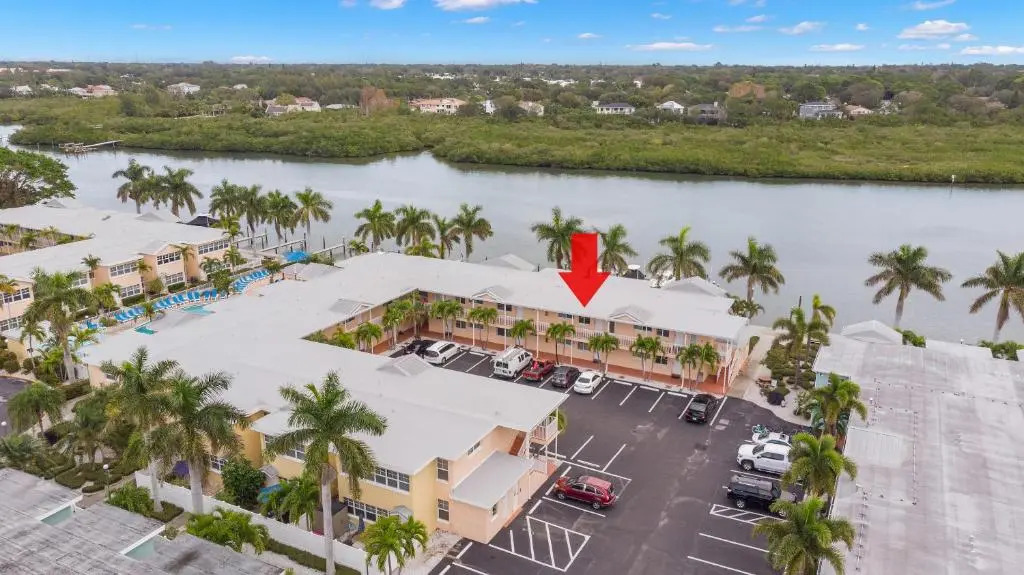 Bare Foot A212 by Distinctive Beach Rentals