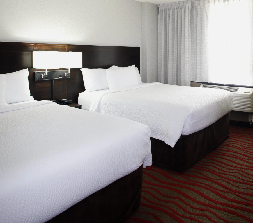Courtyard by Marriott St. Cloud