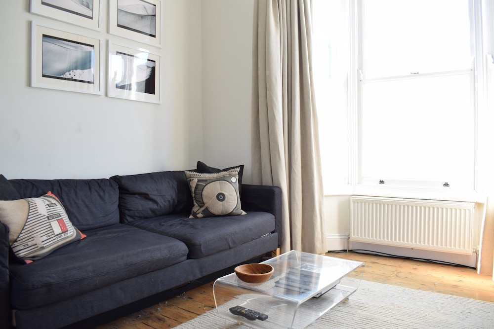 Holloway 3 Bedroom Apartment With Garden