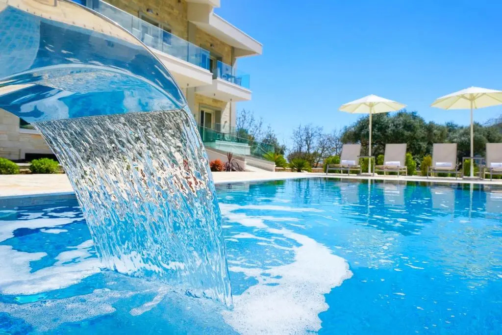 Supreme Luxury Suites