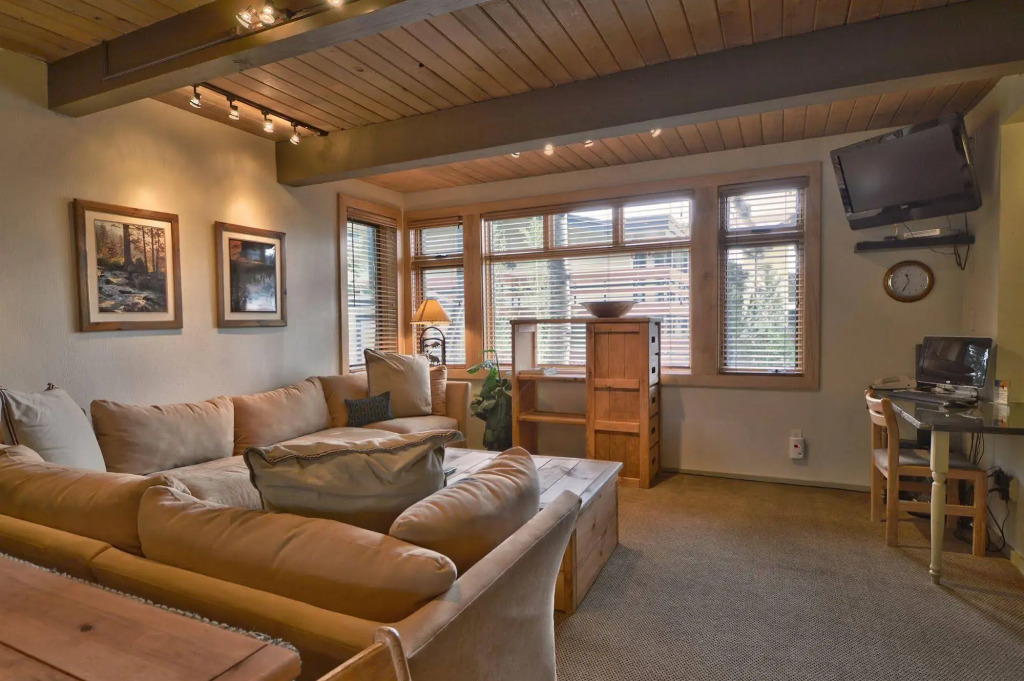 Aspenwood - CoralTree Residence Collection