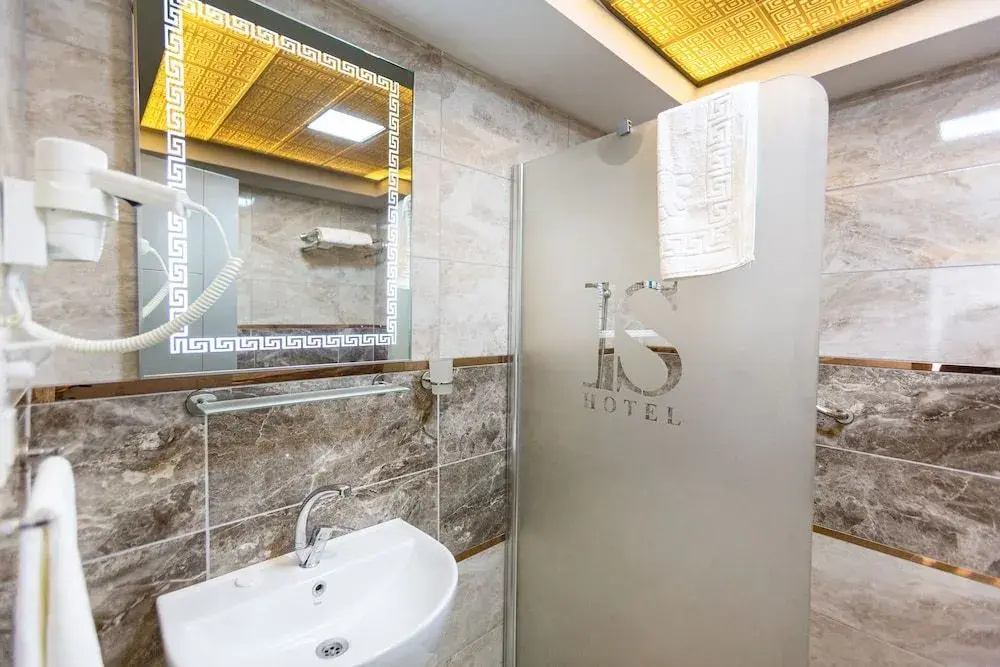 İS Hotel