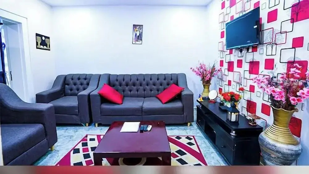 Crownbee Luxury Apartment