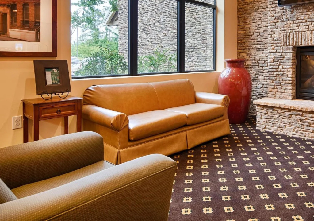 Best Western PLUS Westgate Inn and Suites