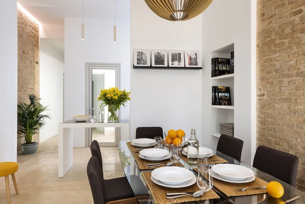 Great and Brand new 3 Bd Apart in Santa Cruz Quarter Santa Teresa III