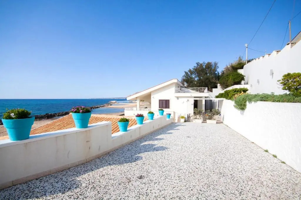 Apartment With one Bedroom in Piano di Trappeto, With Wonderful sea View, Furnished Terrace and Wifi