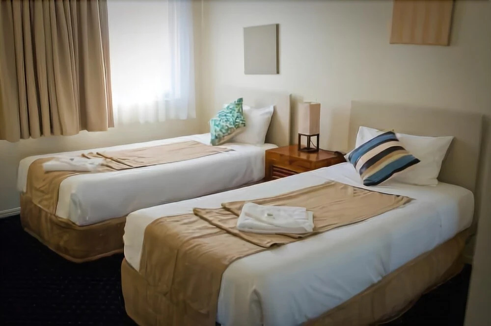 Ocean Breeze 3BR Apartment