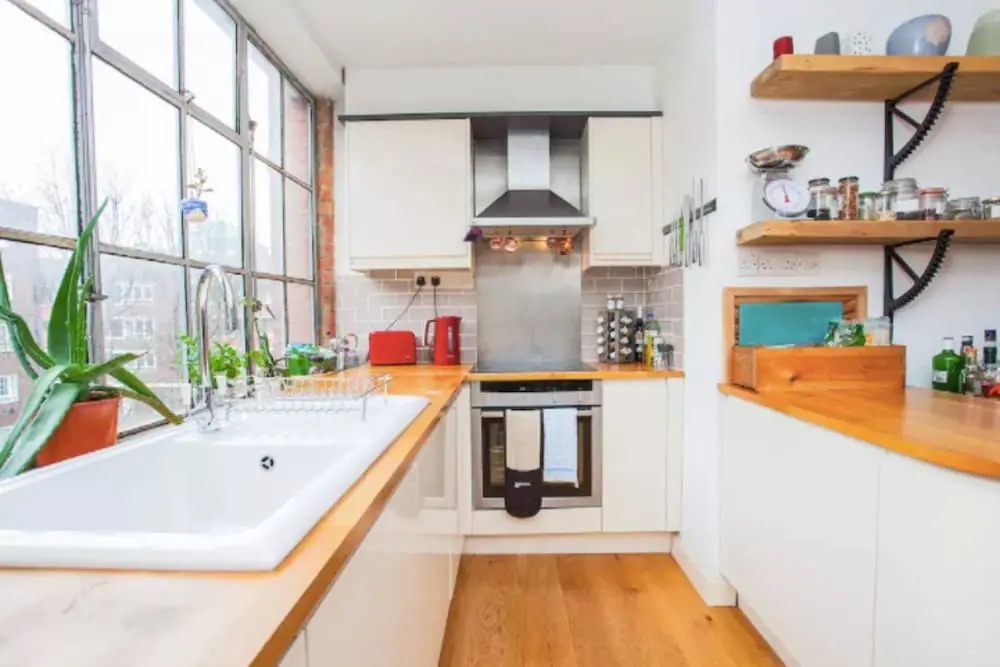 Central 2 Bedroom Loft