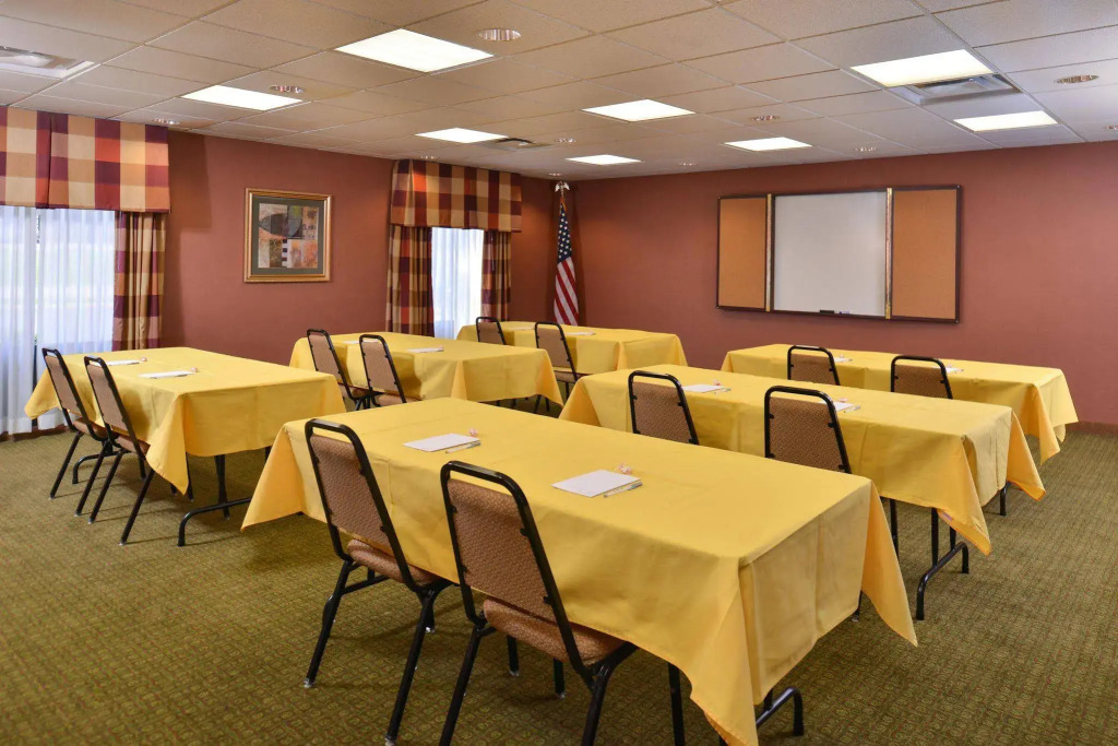 Hampton Inn Clarion