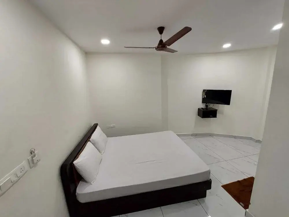 Aman Residency