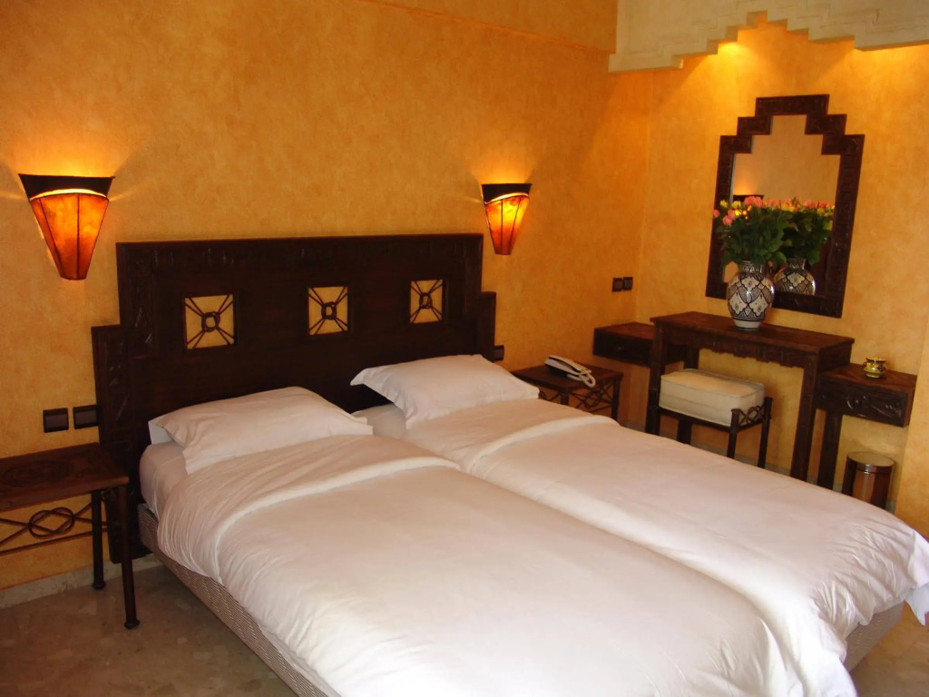 Oasis Hotel & Spa