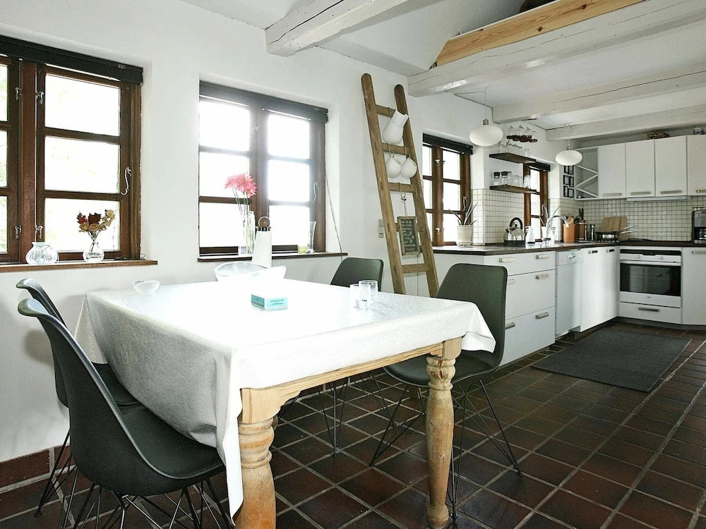 Cozy Holiday Home in Struer near Beach