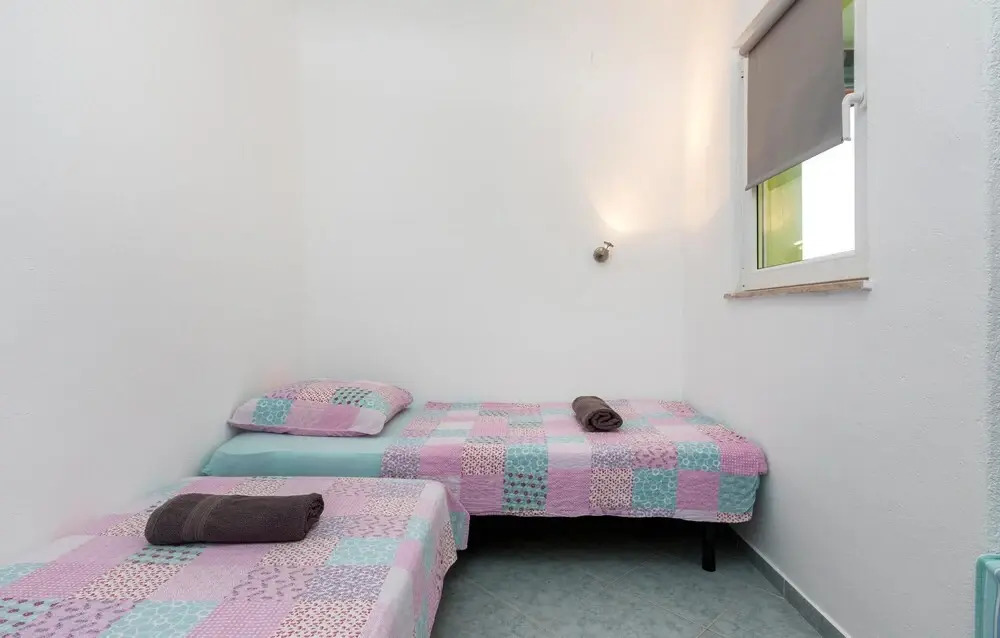 Awesome Home in Stinjan With Wifi and 1 Bedrooms