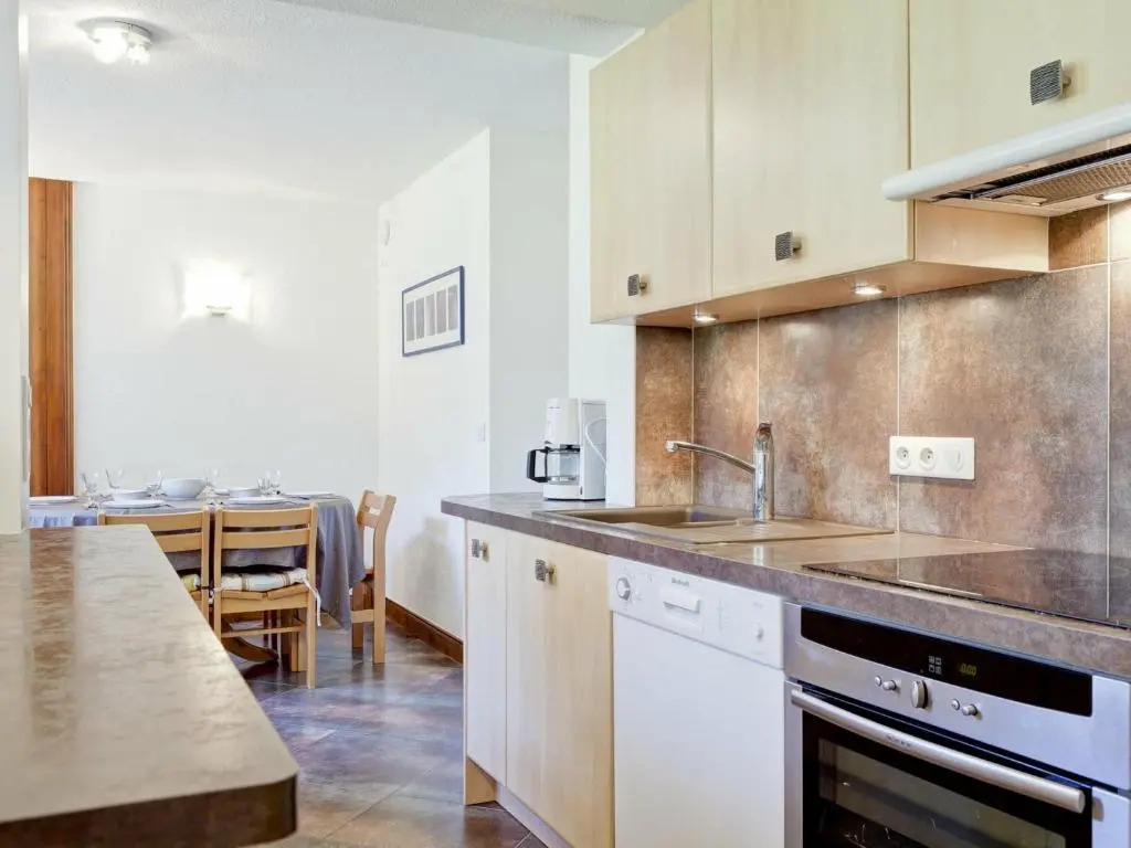 Appartement La Tania, 3 pièces, 8 personnes - FR-1-513-37
