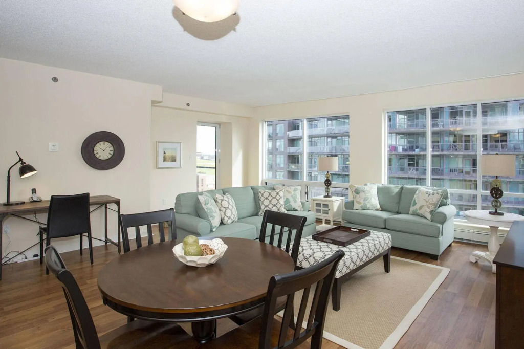 Moore Executive Suites - The Paramount