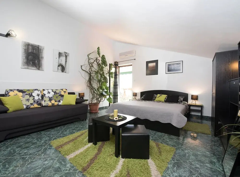 Stylish Lovran Sea View Apartments