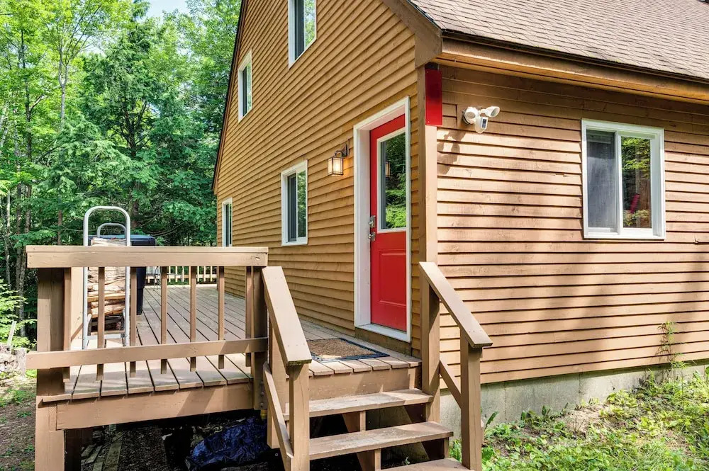Bartlett Vacation Rental w/ Wraparound Deck