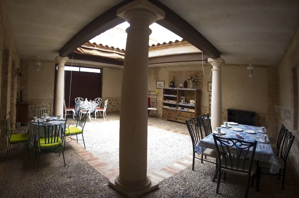 Casa La Biblioteca Rural