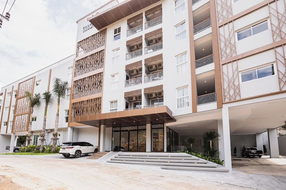 Palmetto Park Residence