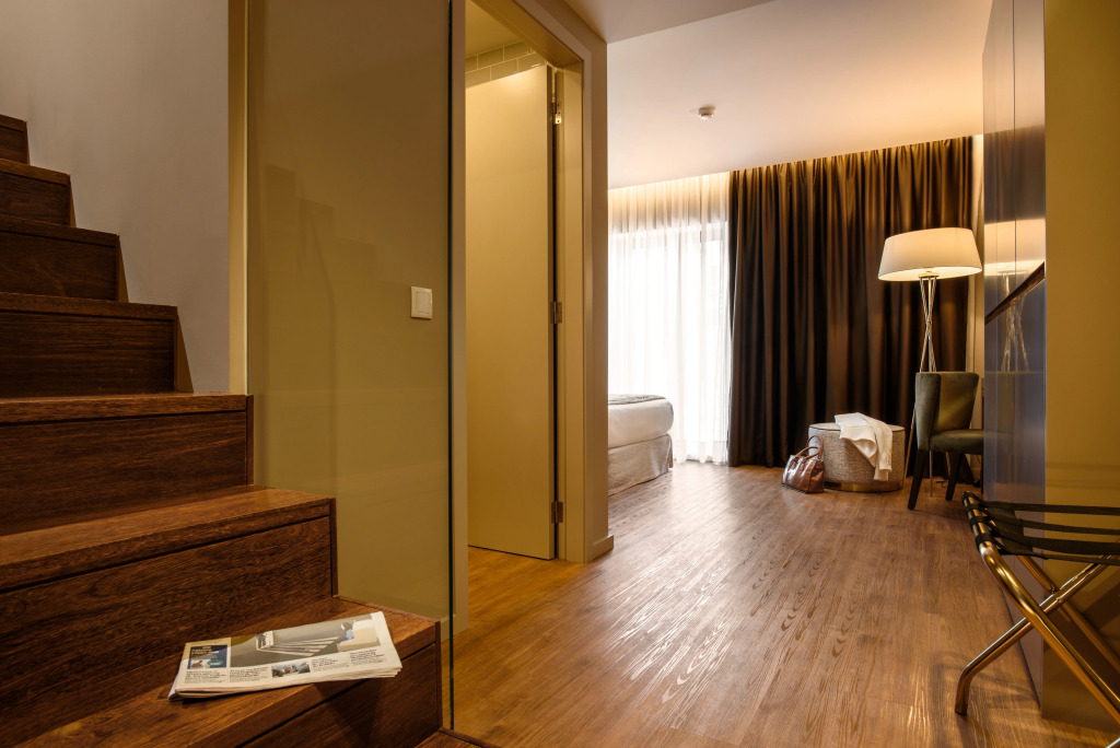 Dorma Almada Porto