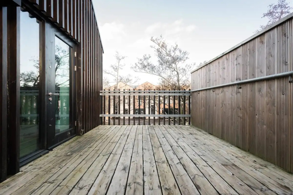 The Cliffside Loft - Distinctly Modern 3BDR Riverside Home