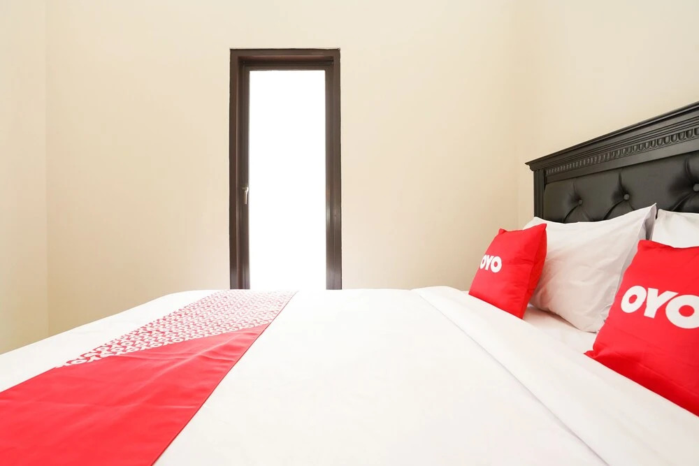 Anie Residence by OYO Rooms