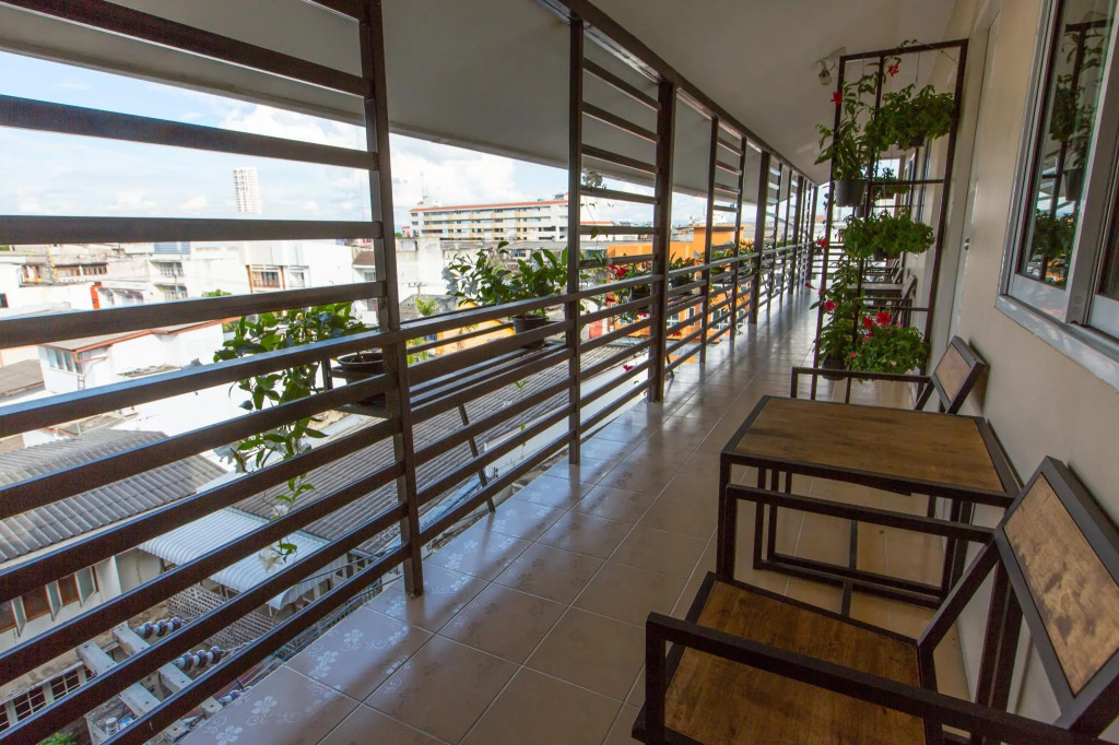Chiang Mai Waroros Boutique Hotel