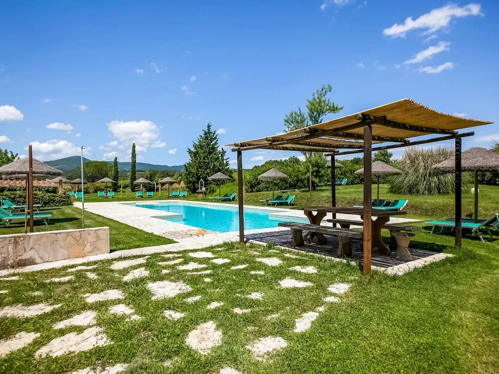 Tuscan Farmhouse in Montescudaio near Sea