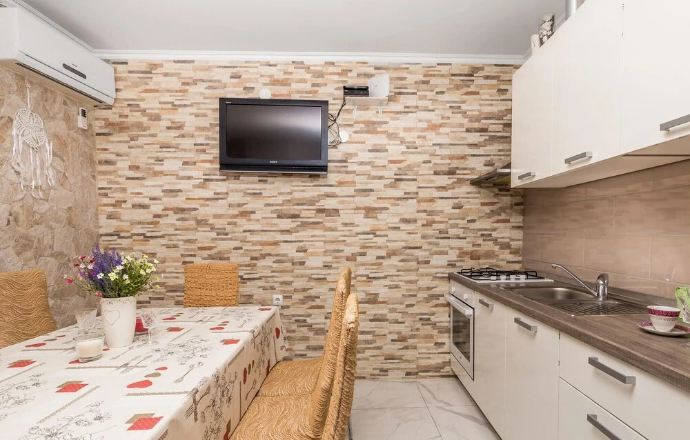 Nice Home in Pag With Wifi and 5 Bedrooms