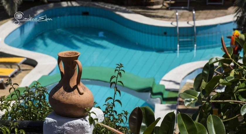 Giardino Eden Resort