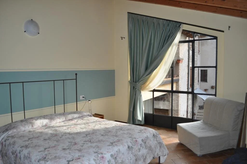 Le Quattro Stagioni B&B and Apartament