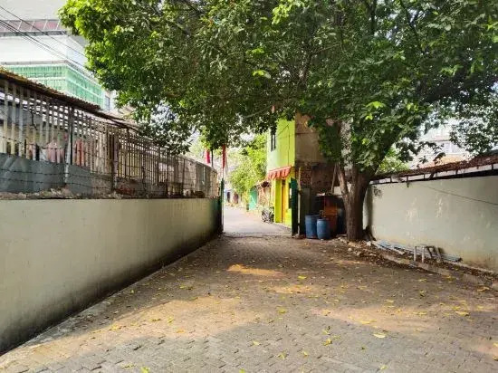 DeKuningan House