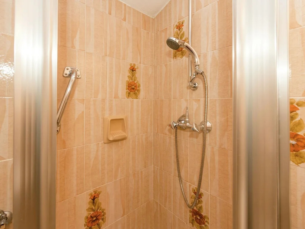 Spacious Apartment in Hollersbach im Pinzgau near Ski Area
