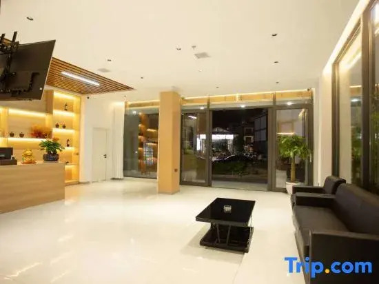 Jianshan Boutique Stay (Libo Xiaoqikong Scenic Area West Gate)