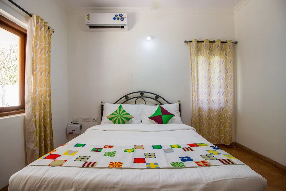 OYO Home 11542 Spacious 3BHK Villa Assagao