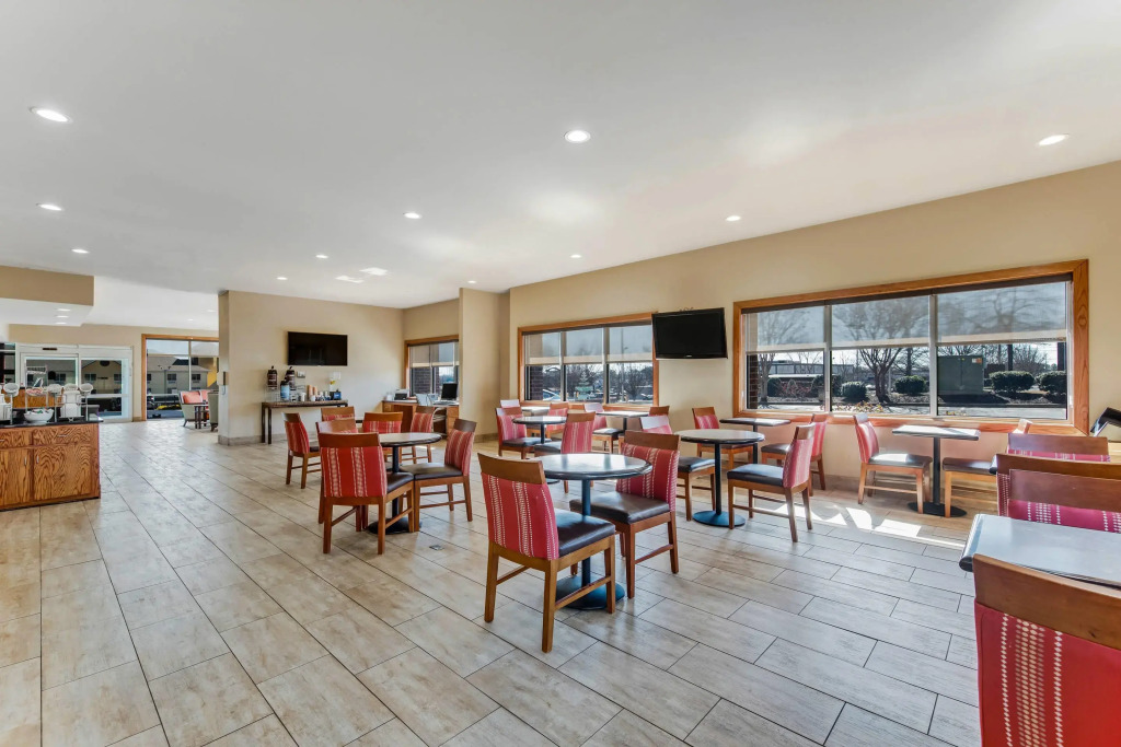 Comfort Suites Huntsville MidCity District at Research Park