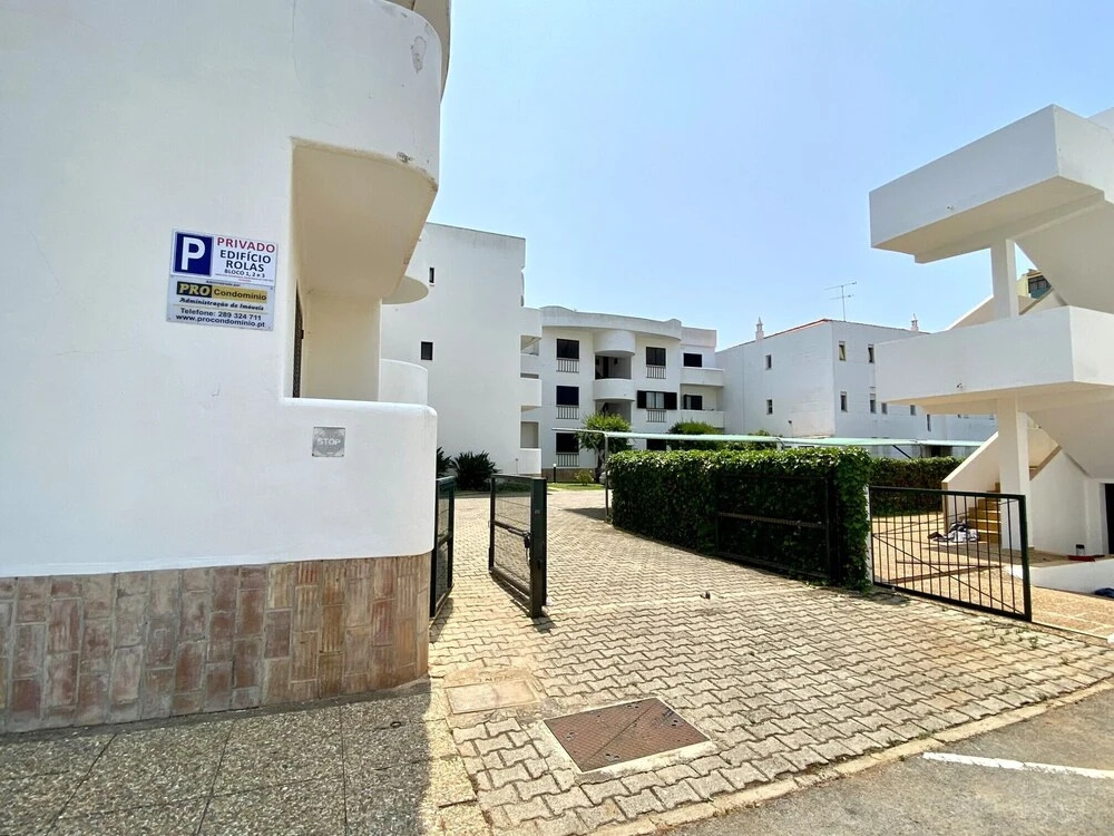 Vilamoura Twins 1 With Pool by Homing