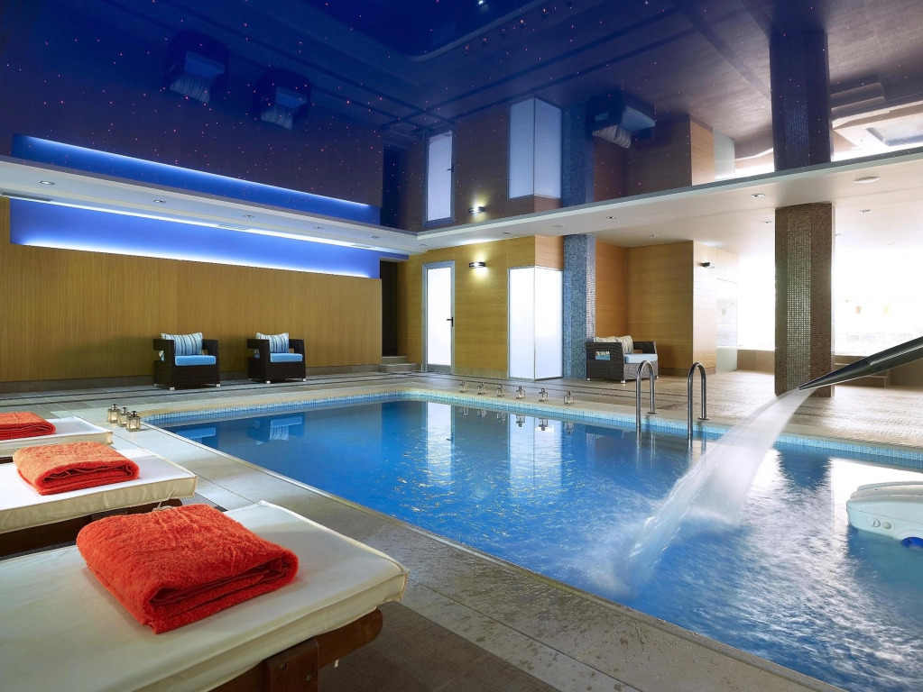 Macaris Suites & Spa