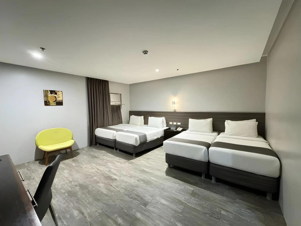 1A Express Hotel