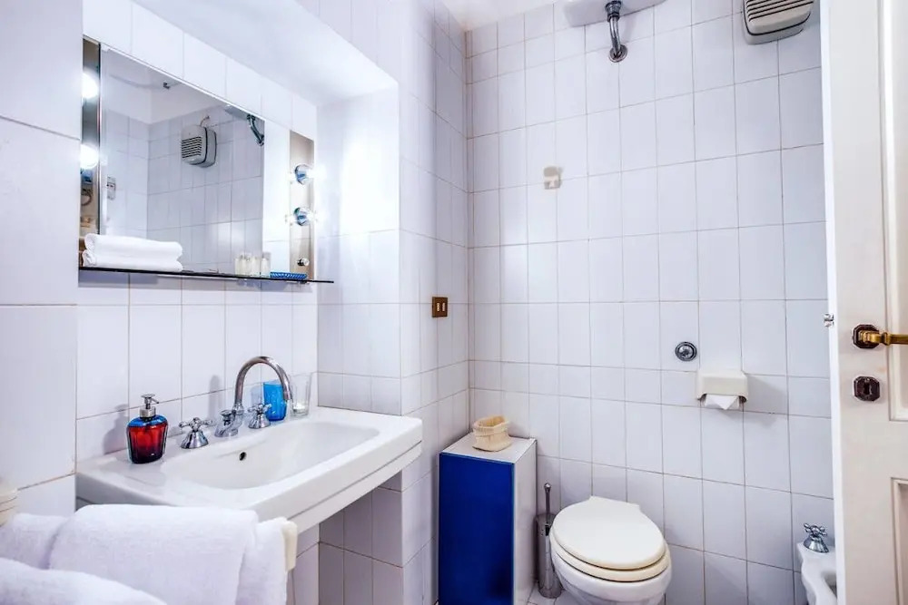 Well Decorated Flat With Amazing Central Location!