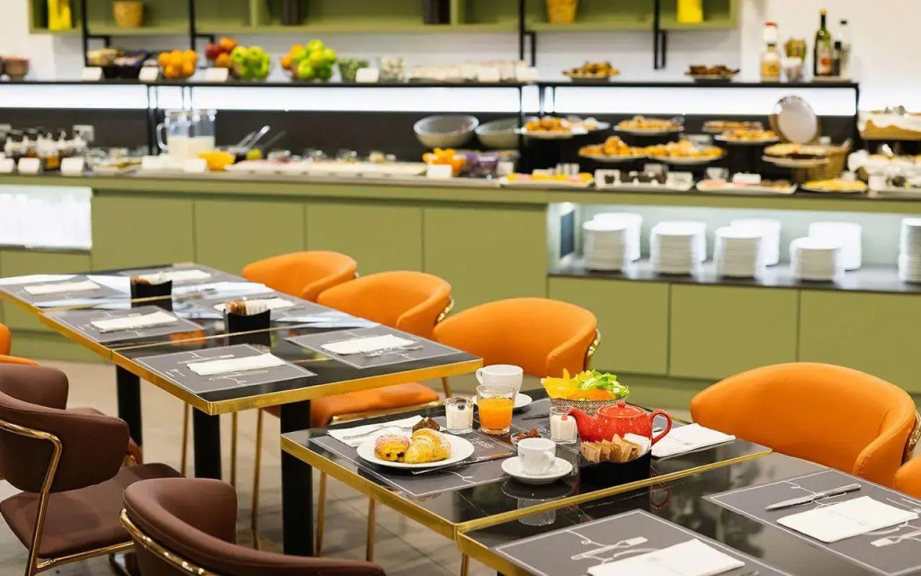 Отель iH Hotels Milano Centrale
