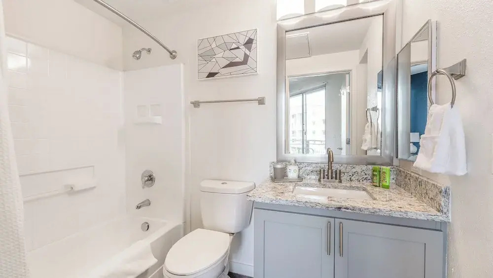 Landing Beautiful 1BD Pool Rooftop Lounge