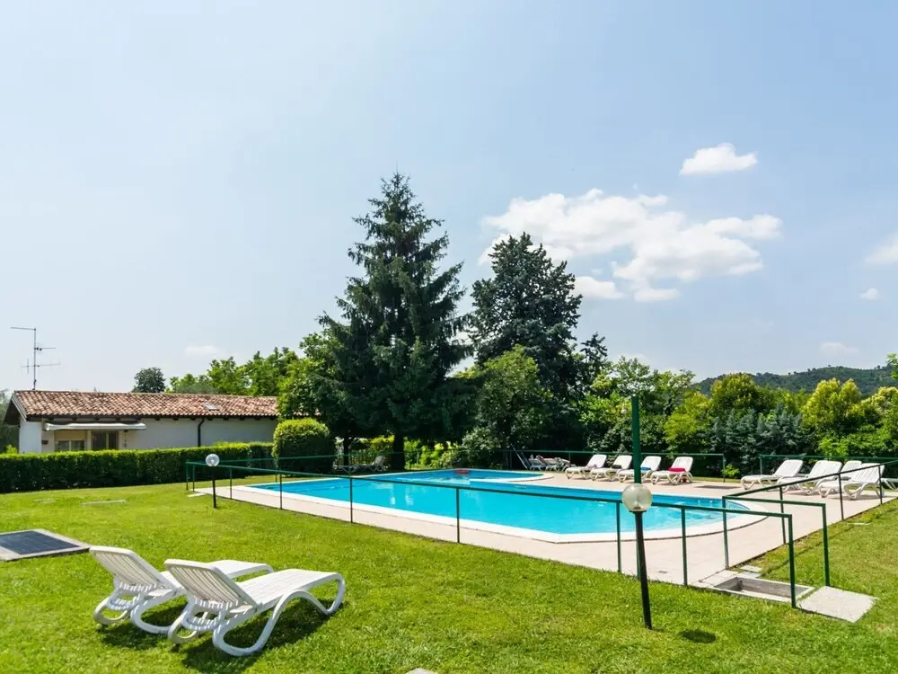 Modern Salo Flat With Pool