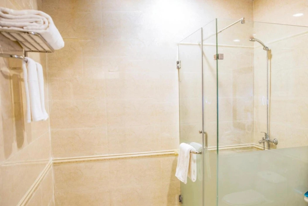 Laten Suites Serviced Apartment Al Naseem