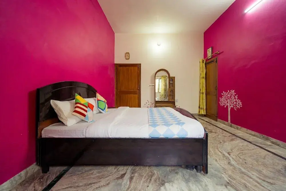 OYO 13112 Home Peaceful Stay IT Park