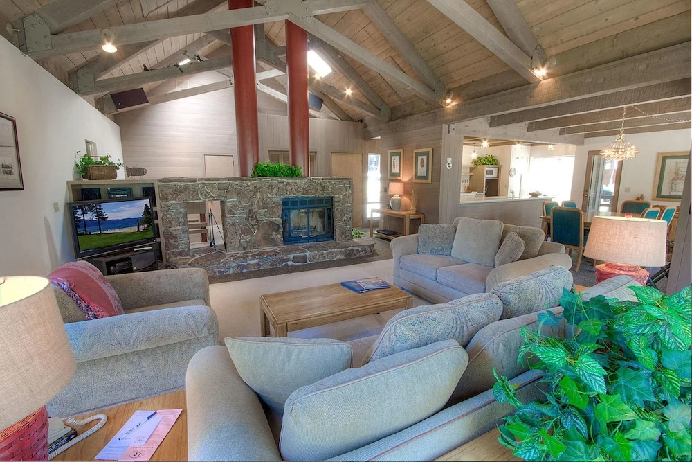 Tumbleweed Pines home